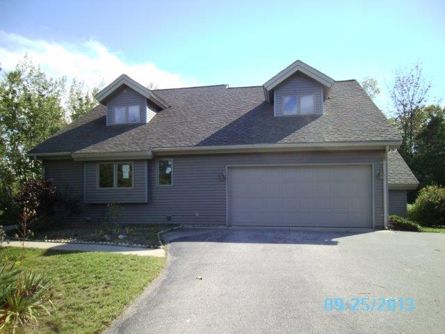 4151 Summerhill Rd, Traverse City, MI 49684 
