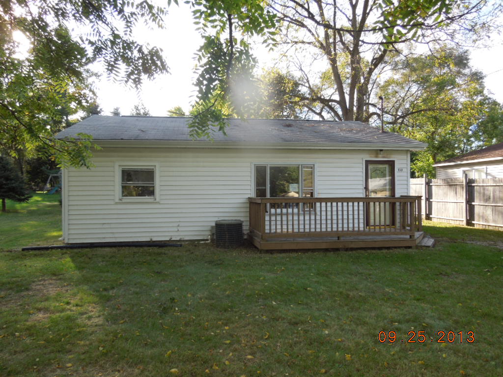 6143 Porter Ave, East Lansing, MI 48823 