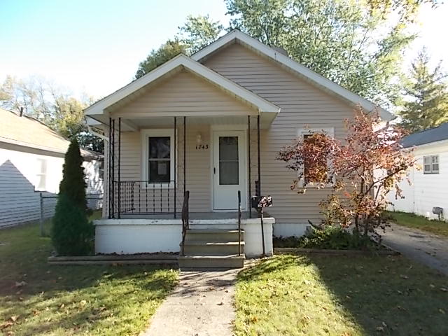 1743 Jordan St, Saginaw, MI 48602 