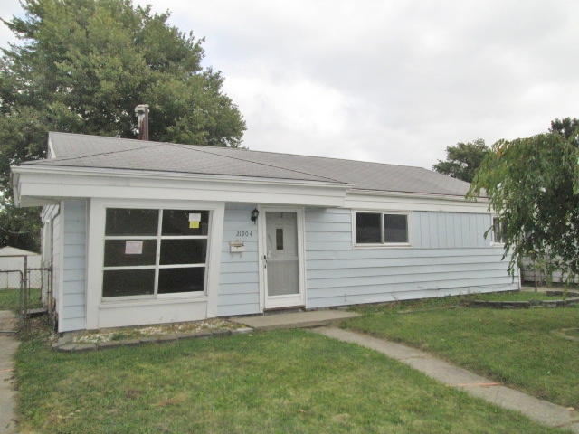 21904 Ehlert Ave, Warren, MI 48089 