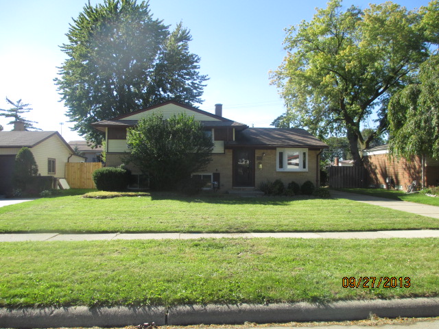 39705 Parklawn Dr, Sterling Heights, MI 48313 