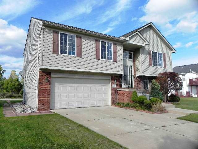 38290 Mcdonald Dr, Romulus, MI 48174 