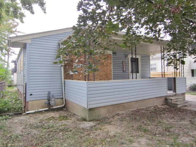 4557 9th St, Ecorse, MI 48229 