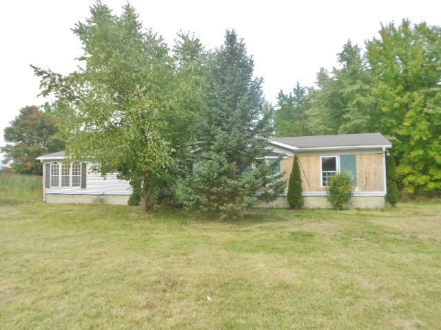 7396 Drexler Rd, Saint Clair, MI 48079 