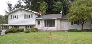 6393 Crossbridge Dr, Holly, MI 48442 