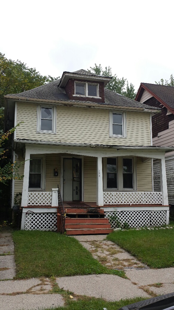 154 Beresford St, Highland Park, MI 48203 