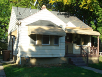 64 S Marshall St, Pontiac, MI 48342 