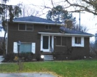 26731 Bloomfield Dr S, Lathrup Village, MI 48076 