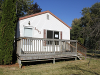 2492 Stratford St, Flint, MI 48504 