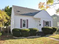 1413 Mulberry Ln, Flint, MI 48507 
