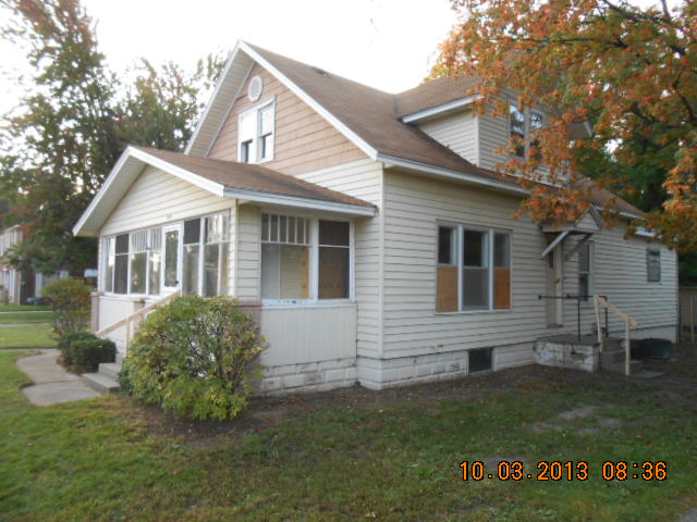 44 68th St SW, Grand Rapids, MI 49548 