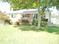 32718 Avondale St, Westland, MI 48186 