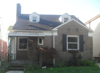 1327 Mayflower Ave, Lincoln Park, MI 48146 