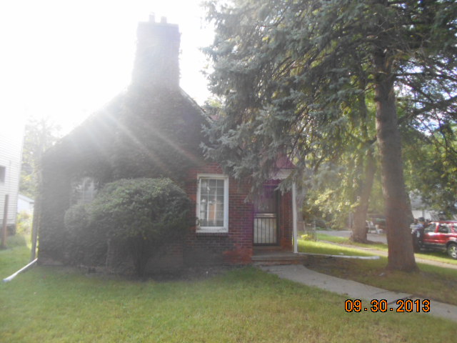17251 Patton St, Detroit, MI 48219 