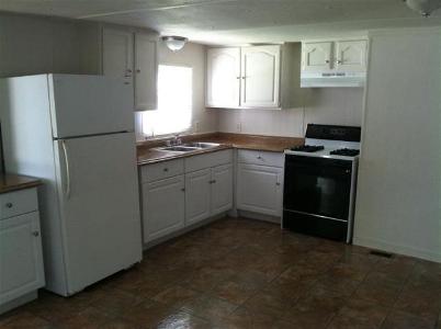 5410 Nicole, White Lake, MI 48383 