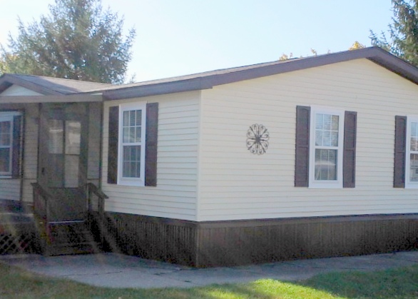 4780 Longmeadow West, Saginaw, MI 48603 