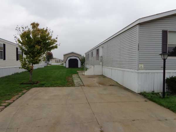 7059 Carson Dr, Romulus, MI 48174 