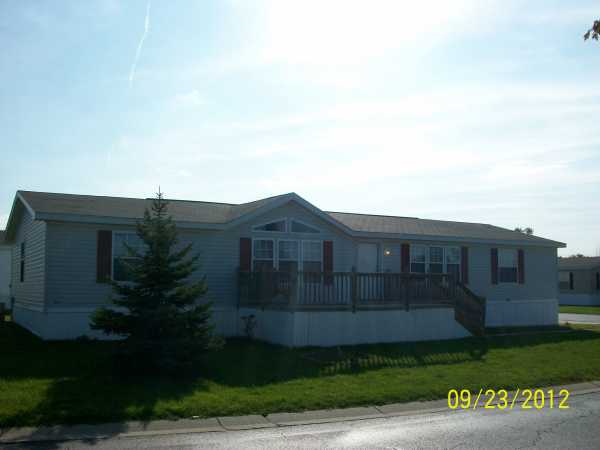 3473 Creekside Blvd, Burton, MI 48519 