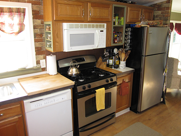 29858 W. Essex, Chesterfield, MI 48051 