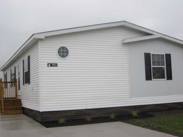 9966 Bellcrest Blvd., Fenton, MI 48430 