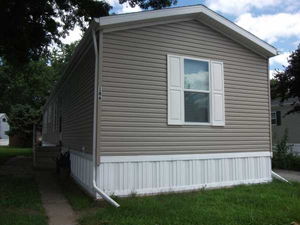 13459 Pinewood Drive, Grand Haven, MI 49417 