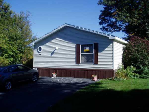 4261 Grange Hall Rd #26, Holly, MI 48442 