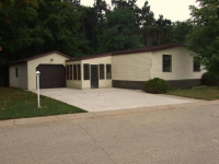 5702 Woodsage, Kalamazoo, MI 49009 