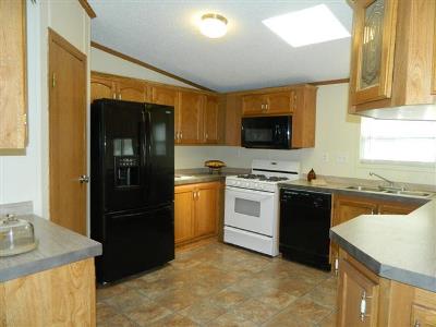 200 Lancaster Lane, Lansing, MI 48906 