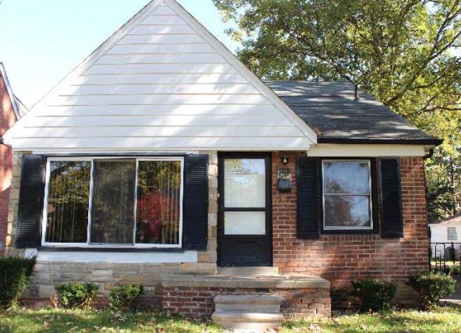 8276 Riverdale Street, Dearborn Heights, MI 48127 