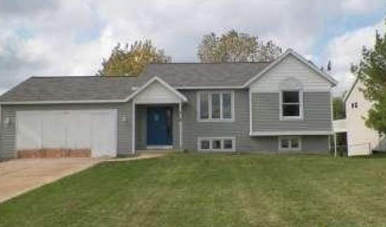 3099 Sunrise Ave, Holland, MI 49424 