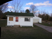 12054 Long Lake Dr, Sparta, MI 49345 