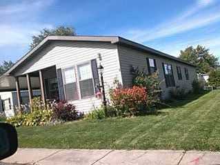 69 Bobolink, Rochester Hills, MI 48309 