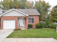 1104 Eastoak St #1, Fenton, MI 48430 