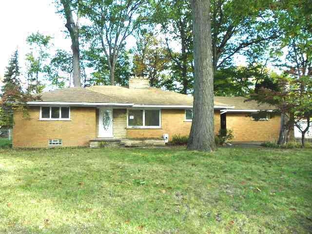 32210 Leona St, Garden City, MI 48135 