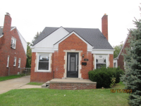 20825 Redmond Ave, Eastpointe, MI 48021 