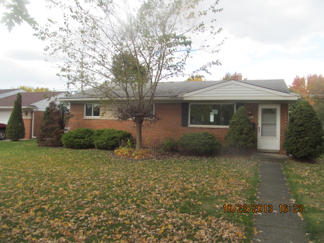 12393 Sorrento Blvd, Sterling Heights, MI 48312 