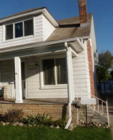 8323 Central, Center Line, MI 48015 