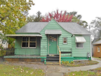 1515 7th St, Muskegon, MI 49441 