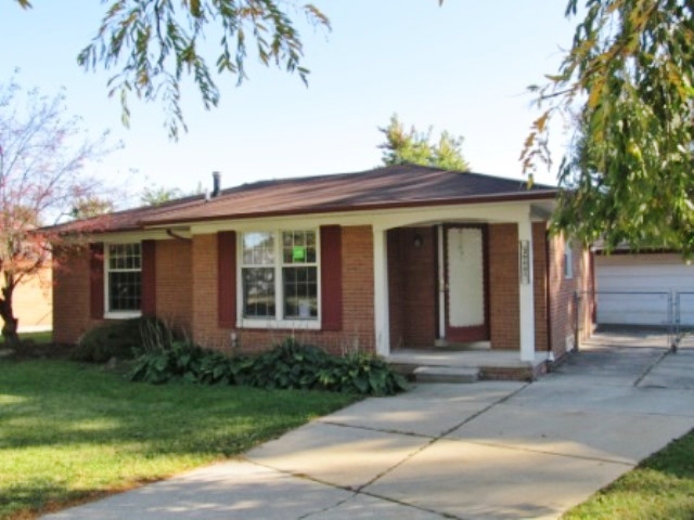 20081 Cole Ave, Brownstown Twp, MI 48183 