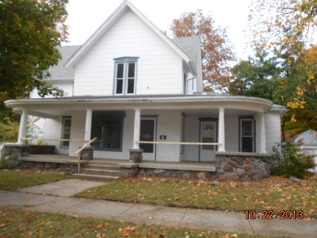 120 W Stoddard St, Charlotte, MI 48813 