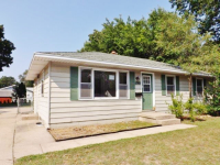 1749 36th St SW, Grand Rapids, MI 49509 