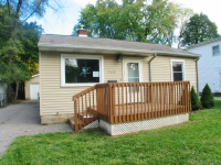 709 Fenton St, Lansing, MI 48910 