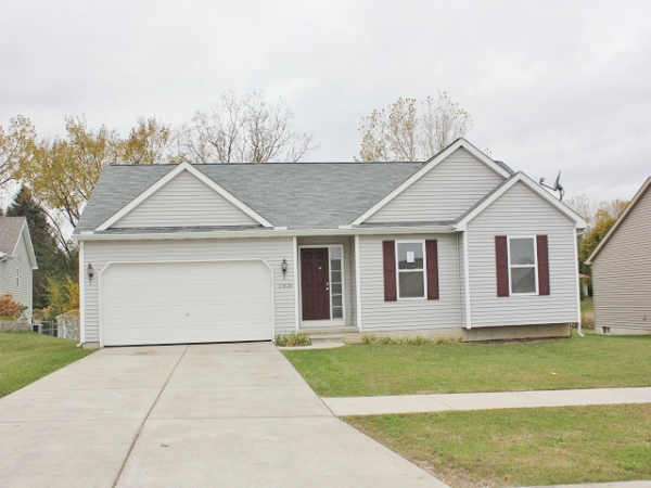 11026 North Legacy Ln, Davison, MI 48423 