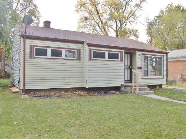 613 W Alma Ave, Flint, MI 48504 