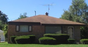 9561 Sarasota, Redford, MI 48239 
