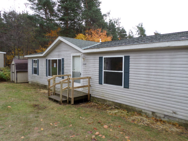 2108 Evergreen Ln, Alanson, MI 49706 