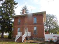 923 Jones St, Howell, MI 48843 