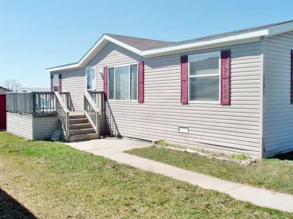 151 CHESTNUT CIRCLE W, Davison, MI 48423 