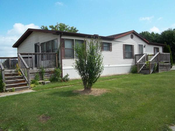 2088 E Empire, Benton Harbor, MI 49022 