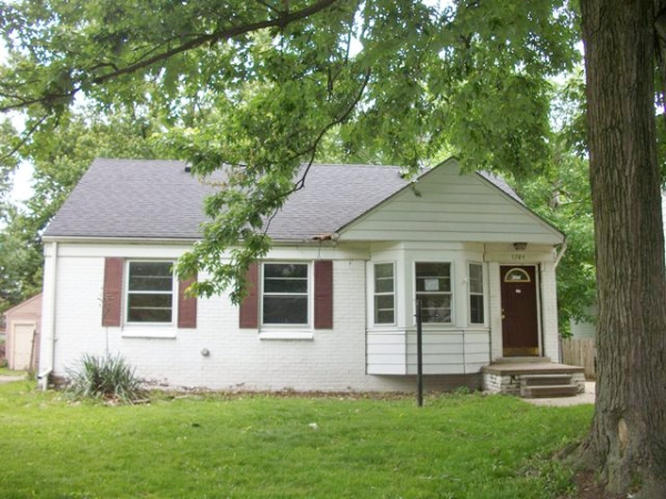 5784 University Pl, Detroit, MI 48224 